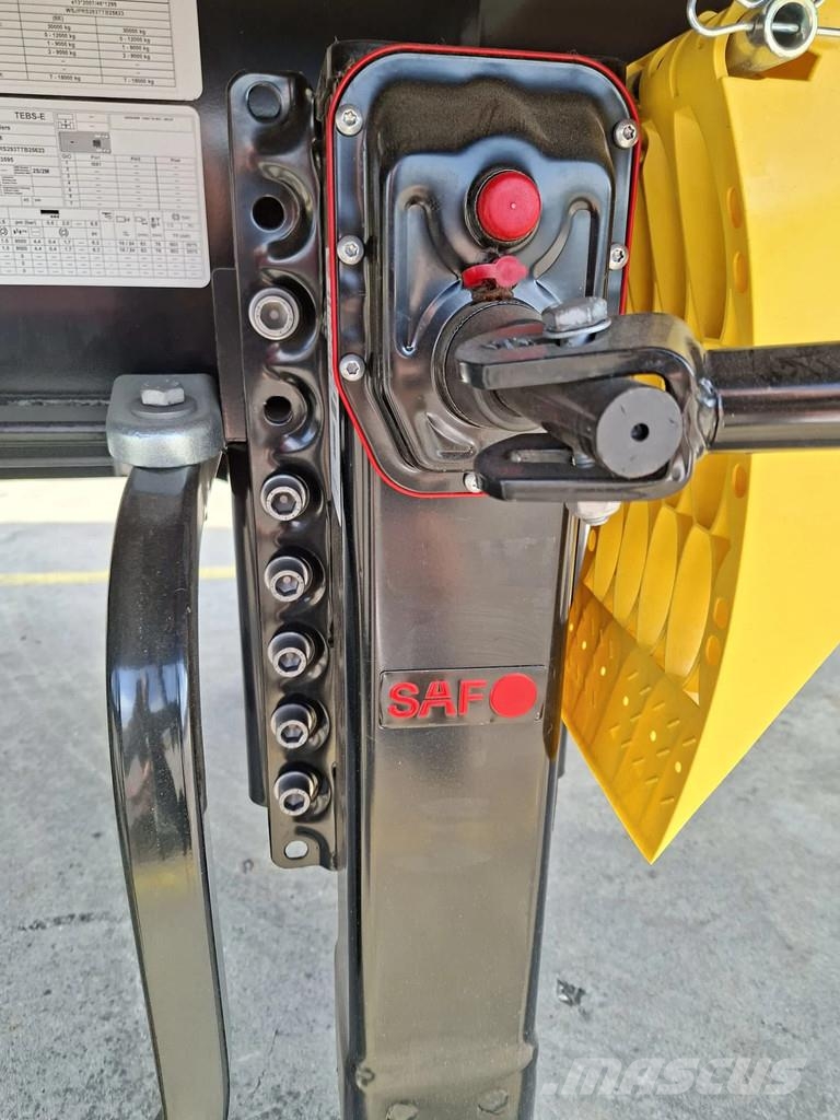 SYSTEM TRAILER LPRS 18 Semirremolques de caja de lona