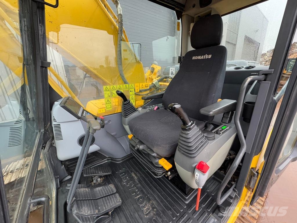 Komatsu HB215LC-1 HB Bagri goseničarji
