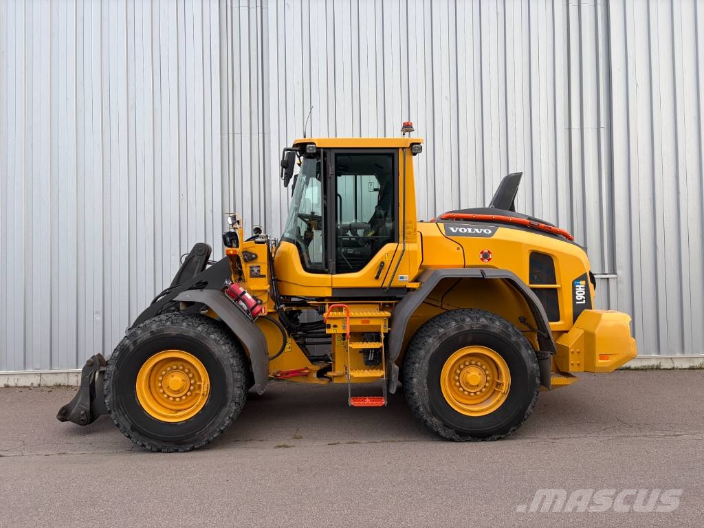 Volvo L 90 H لوادر بعجل