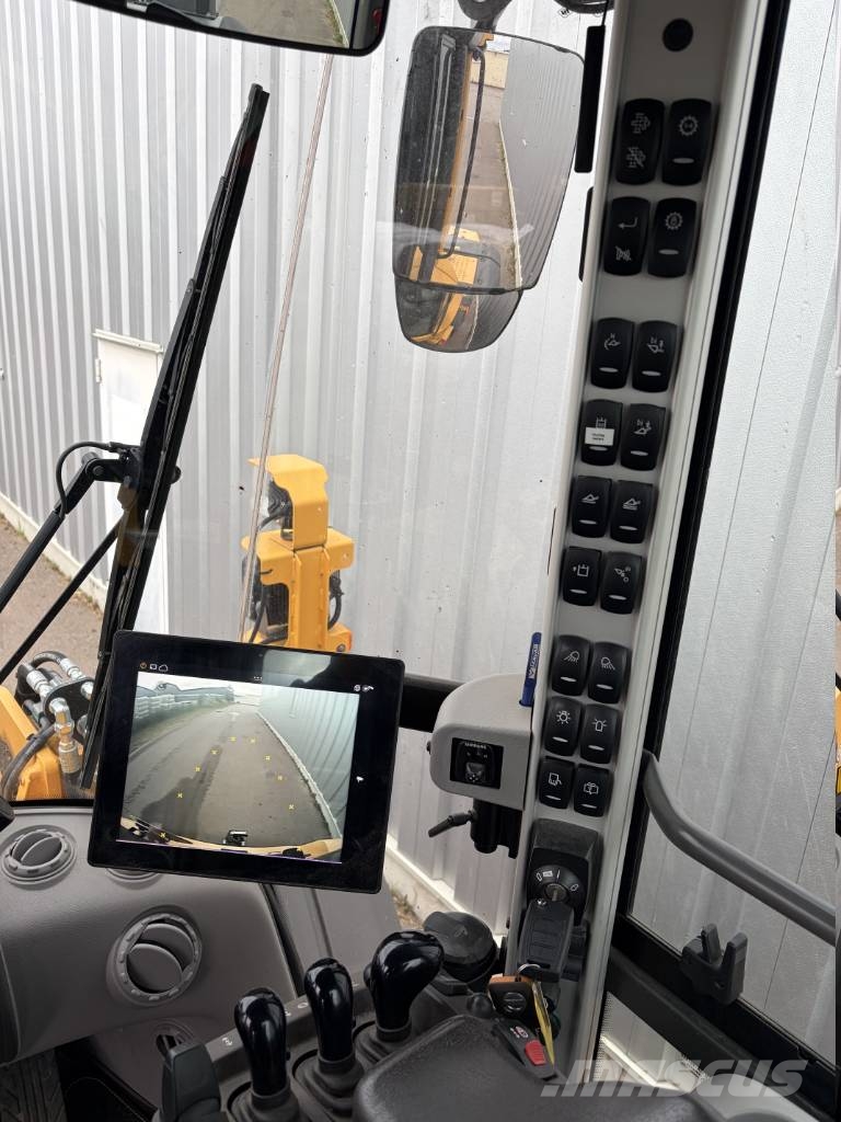 Volvo L 90 H لوادر بعجل