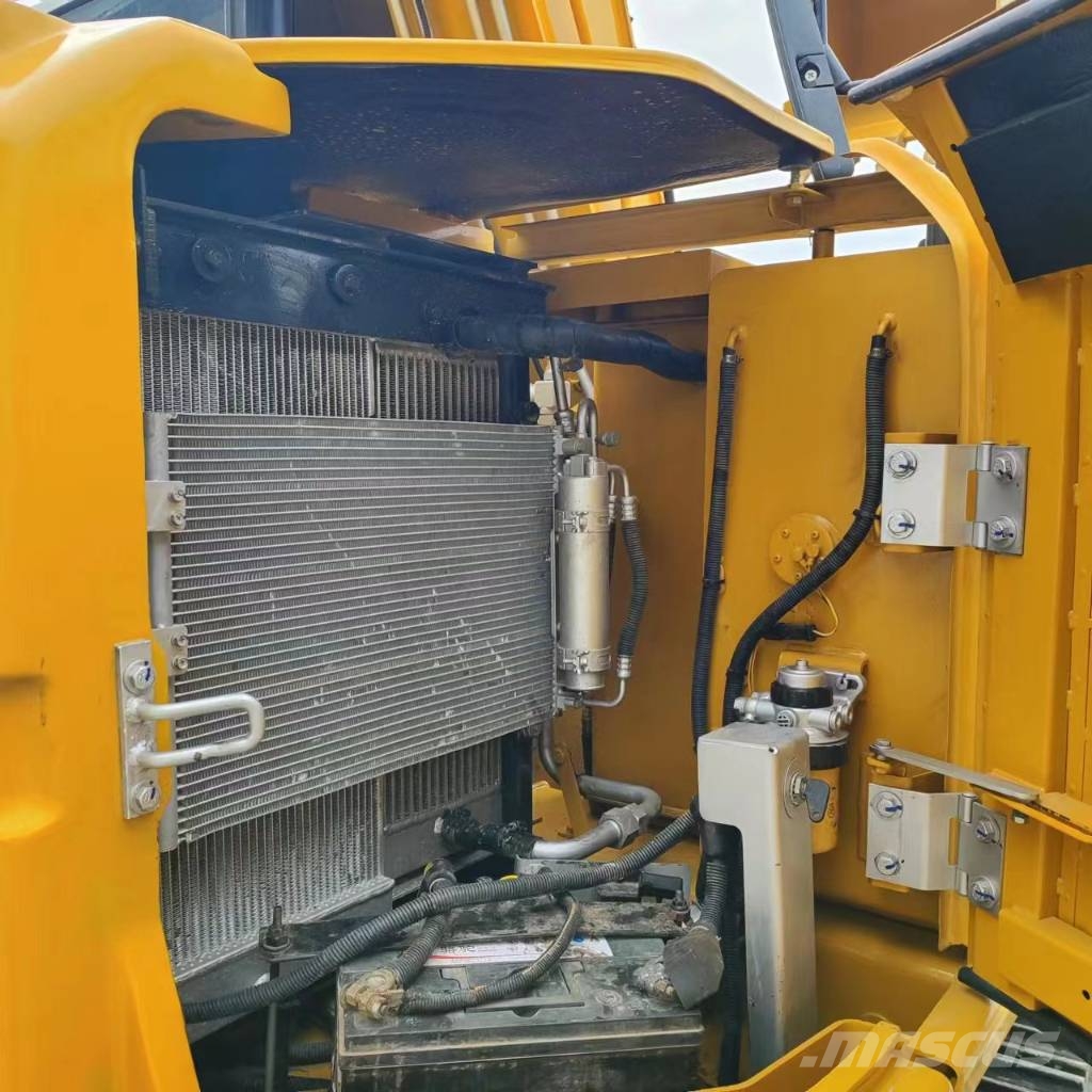 CAT 307E2 Pelle sur chenilles