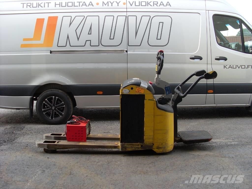 Hyundai 22EP9-7N Nisko podizni električni viličar sa platformu