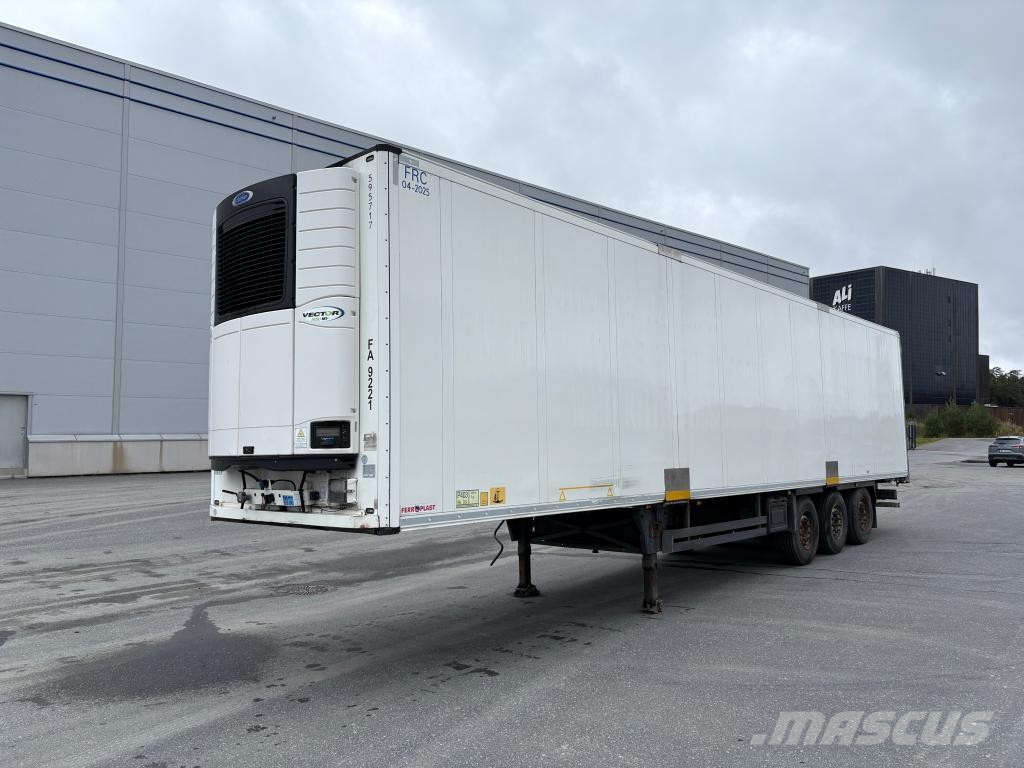 Schmitz Cargobull Trailer Reefer Flower Width & Dual Temp & Double S Semirimorchi a temperatura controllata