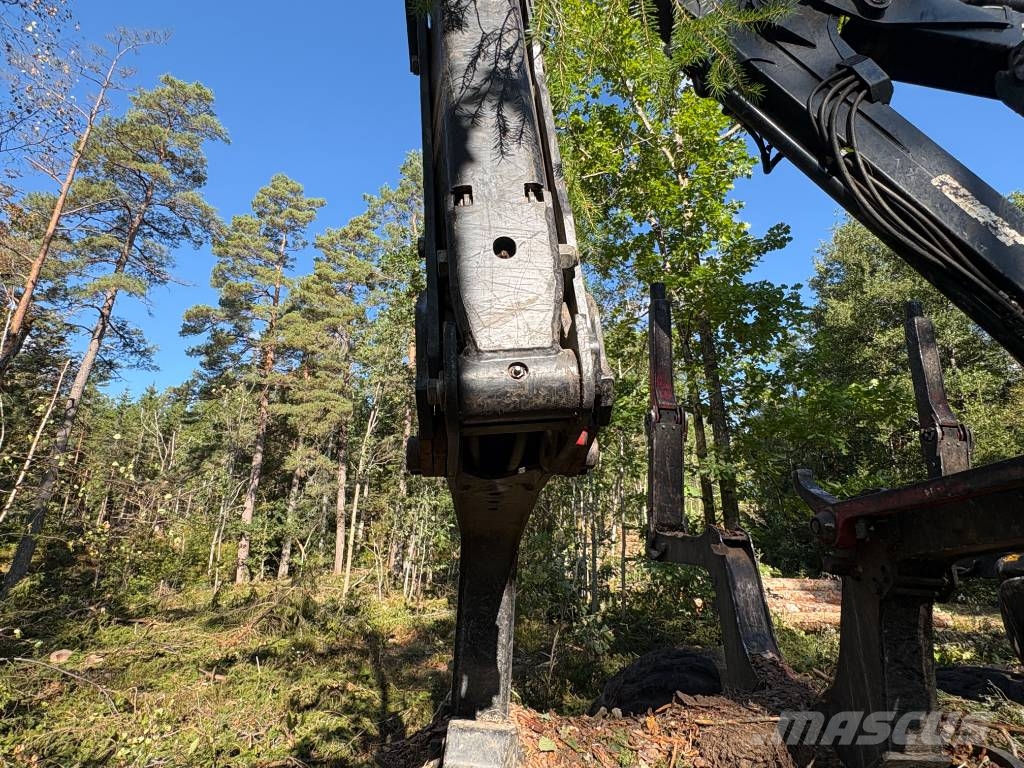 Komatsu 875 Kuormatraktorit