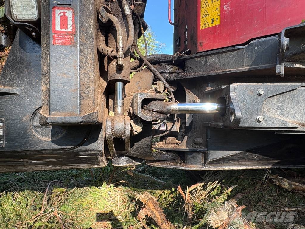Komatsu 875 Kuormatraktorit