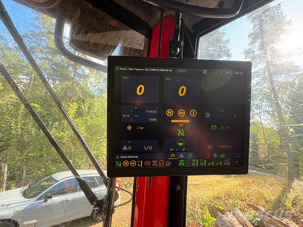 Komatsu 875 Kuormatraktorit