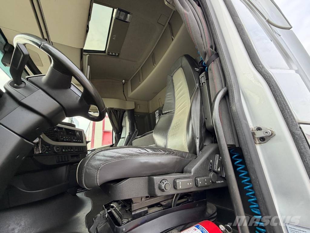 Volvo FH 540 6X4 Lyftbar Tandem Sattelzugmaschinen