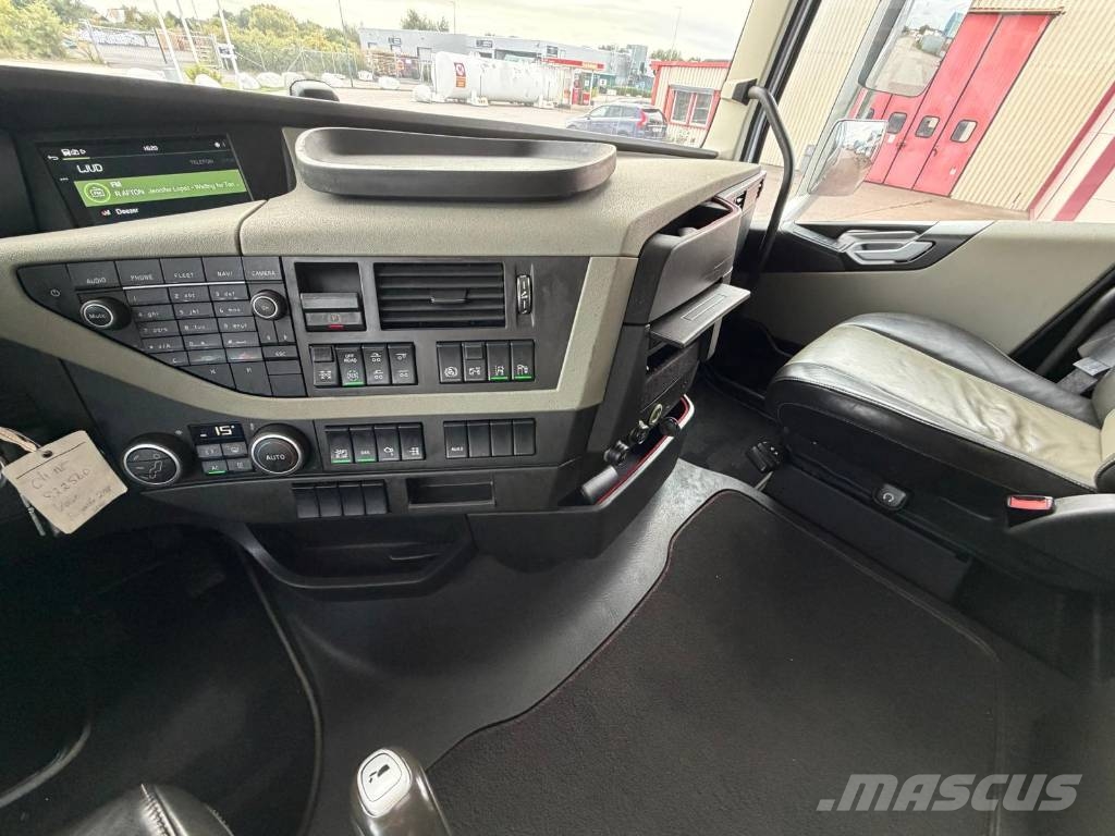Volvo FH 540 6X4 Lyftbar Tandem Sattelzugmaschinen
