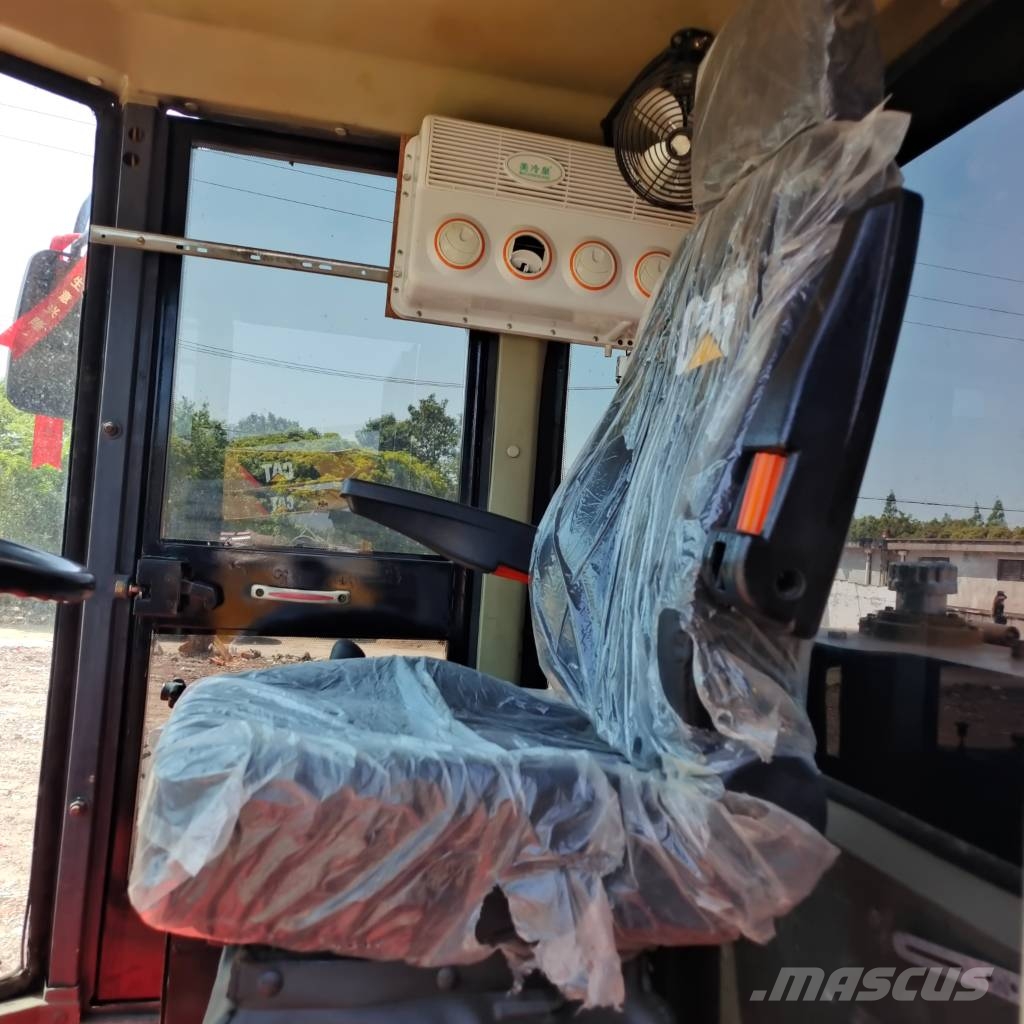 CAT CS 683E 28th Anniversary Promotion Price Walzenzüge