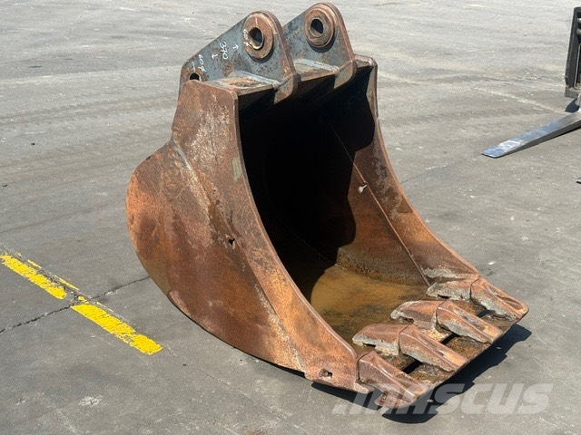 New Holland USED BUCKET 0.6M3 Retroexcavadoras