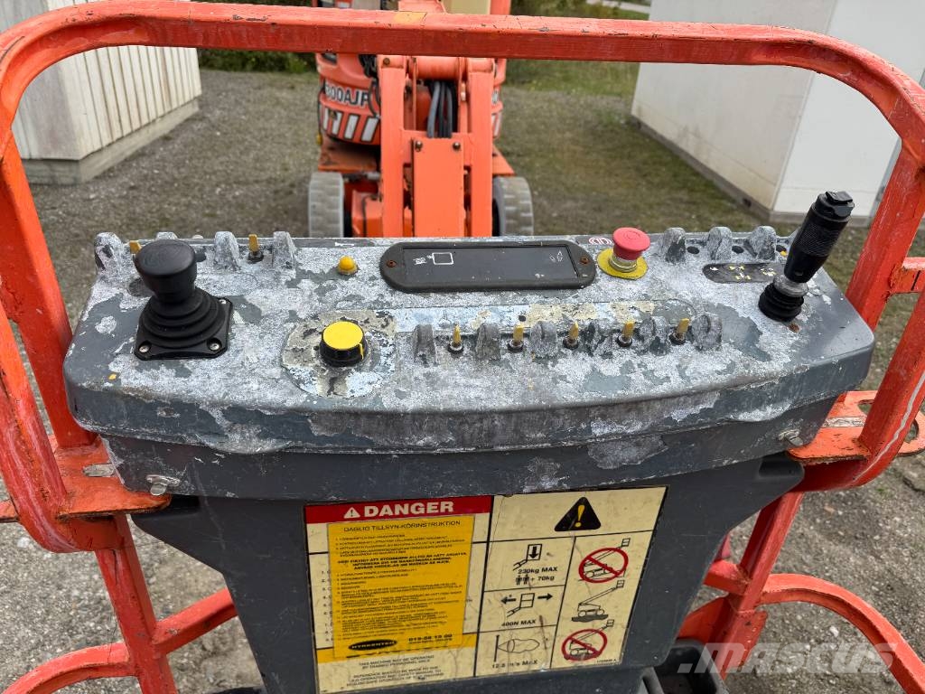 JLG E 300 AJ Knikarmhoogwerkers