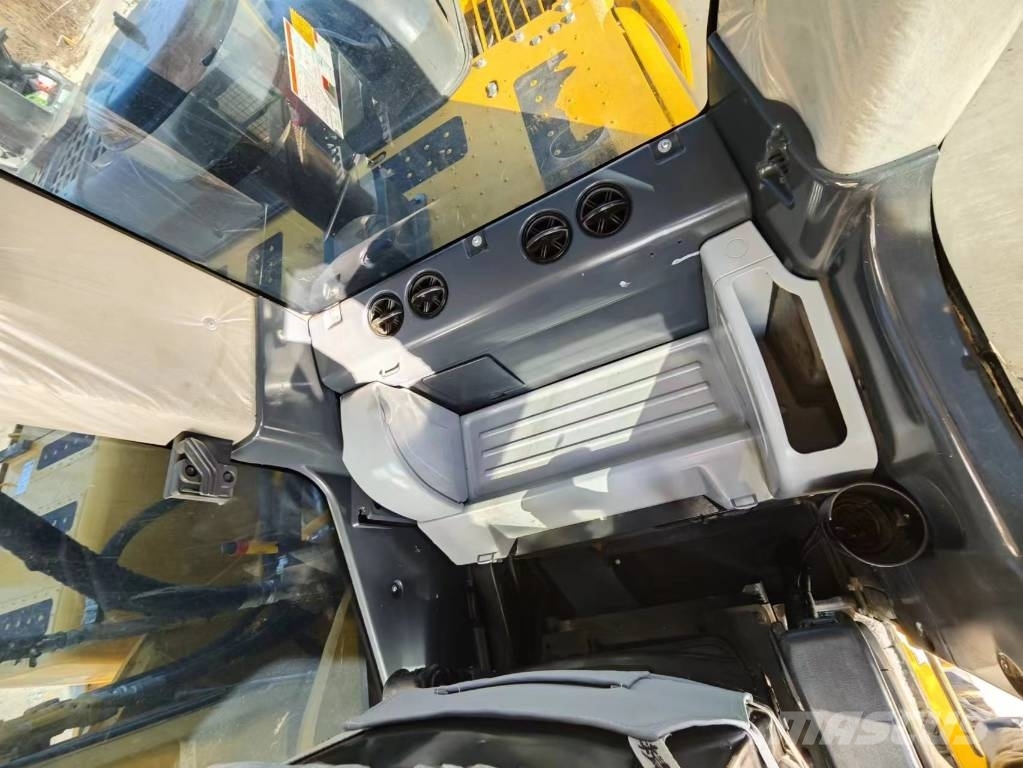 Komatsu PC 240-8 Верижен екскаватор