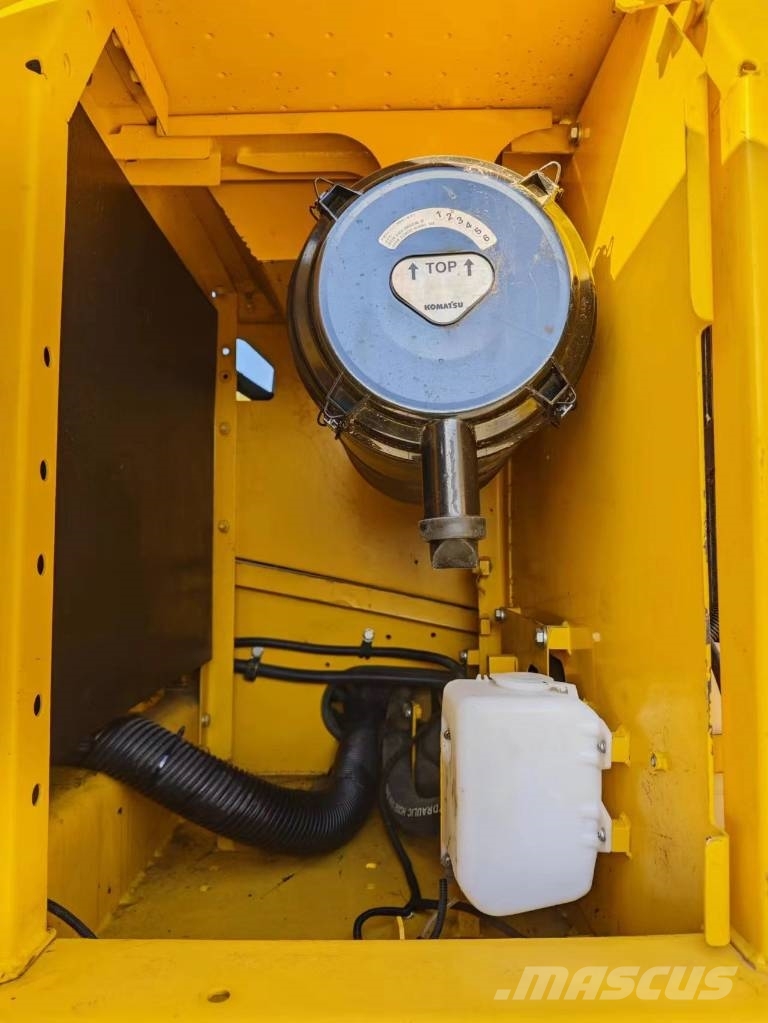 Komatsu PC 240-8 Верижен екскаватор