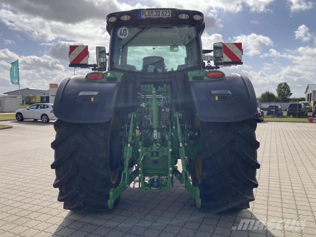 John Deere 6R215 Traktorid