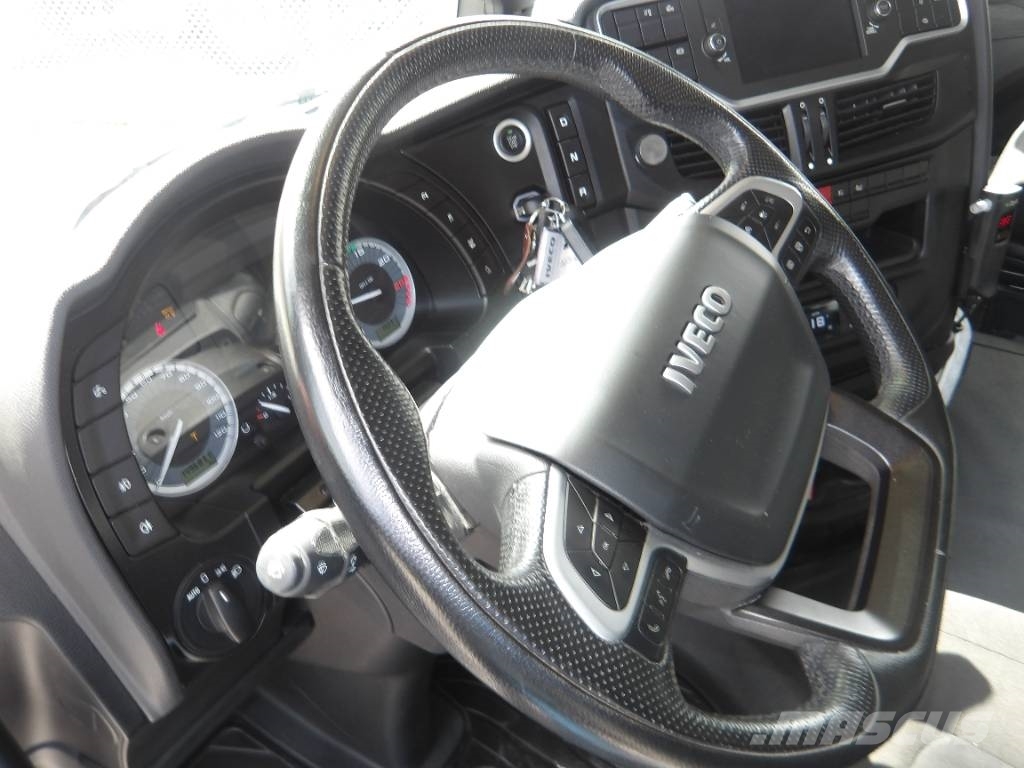 Iveco S-Way AS440S49 E6 TY Naudoti vilkikai