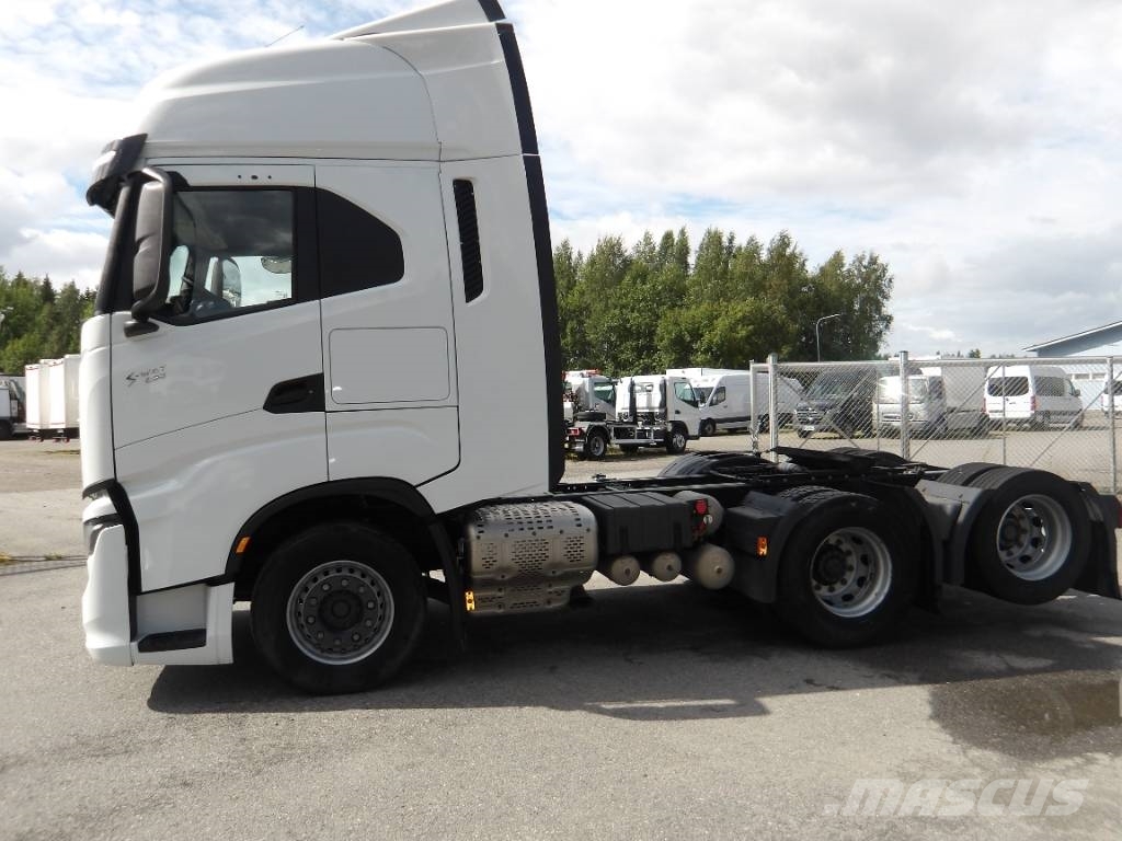 Iveco S-Way AS440S49 E6 TY Naudoti vilkikai