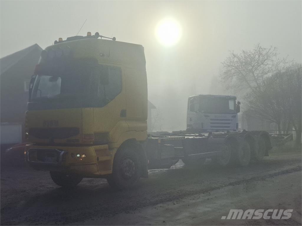 Sisu E 12 440 Kamioni za prevoz šumarskih mašina