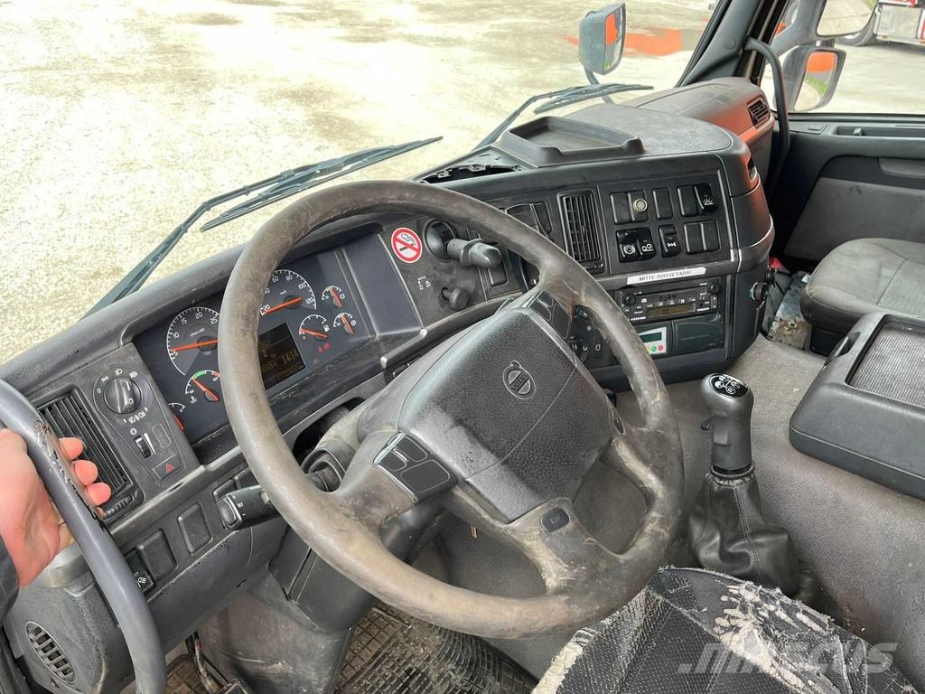 Volvo FM 9 300 6x2 CHASSIS L=8779 mm Kamioni-šasije