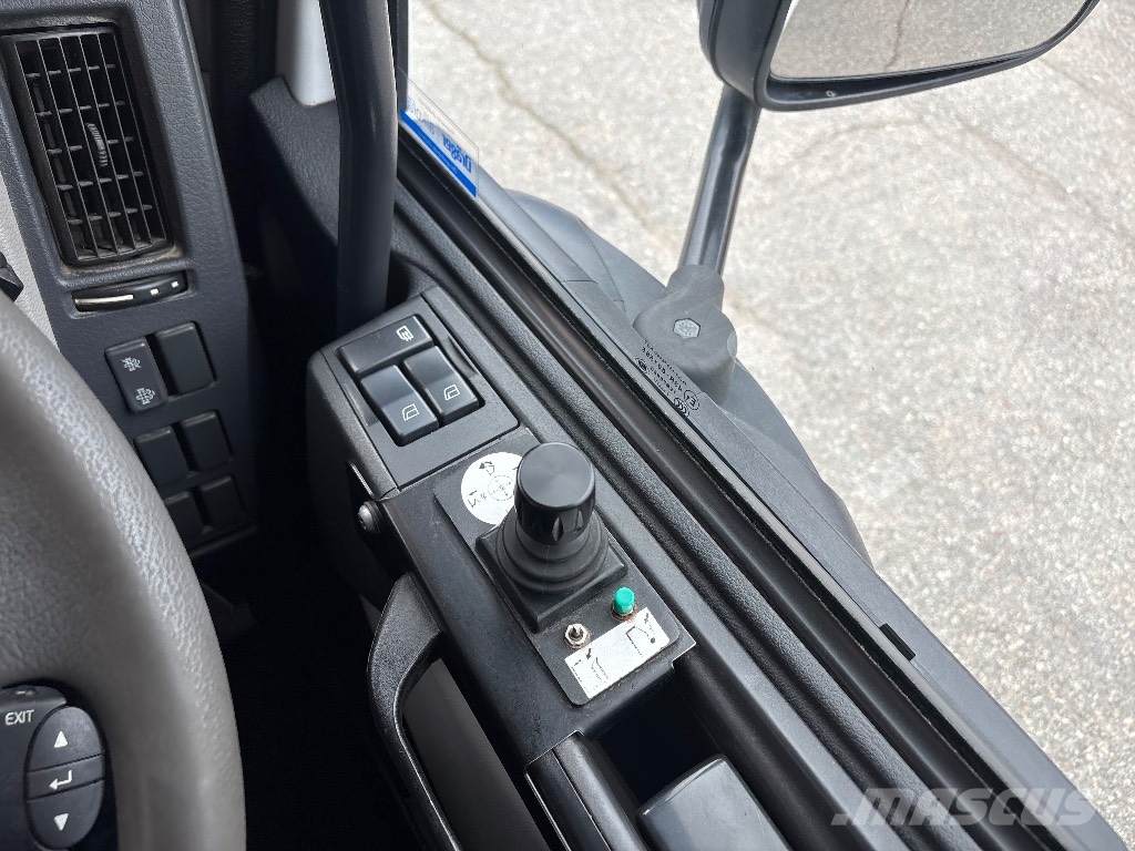 Volvo FE 320 Camion poubelle