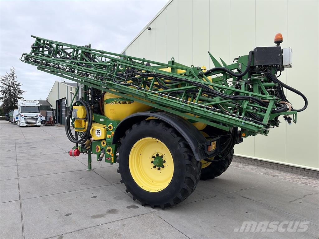 John Deere 840 Veldspuit Ρυμουλκούμενα ψεκαστικά