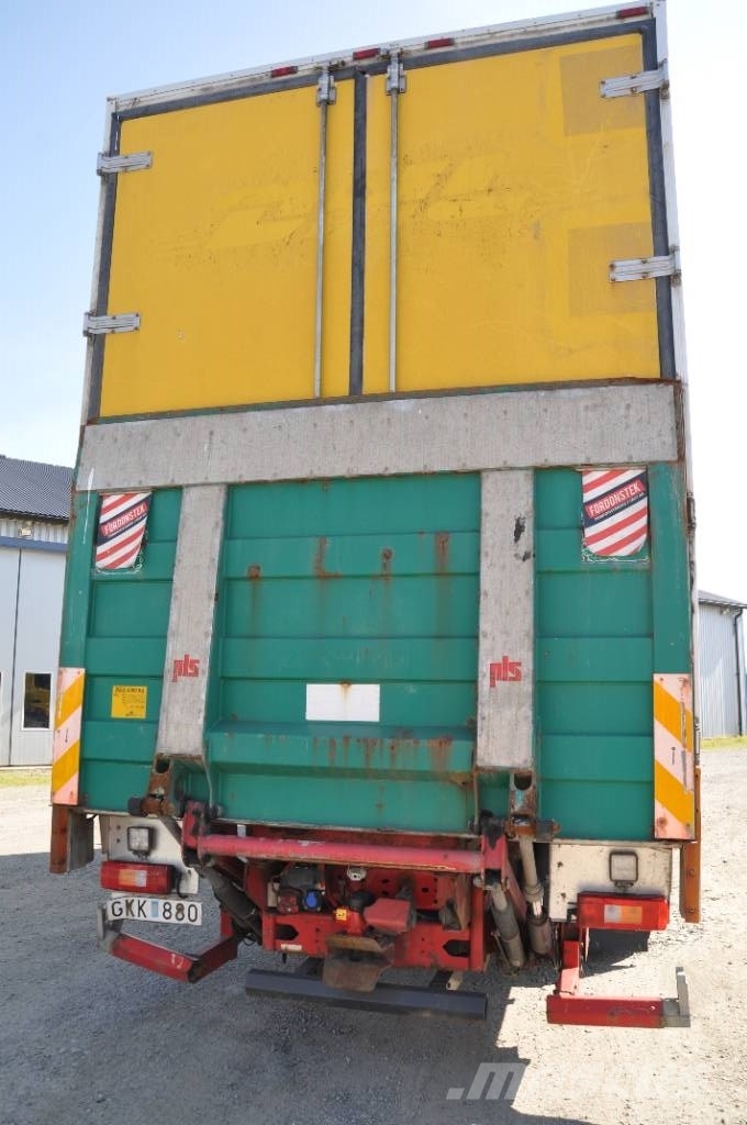 Volvo FM-340 4*2 Camiões de caixa fechada