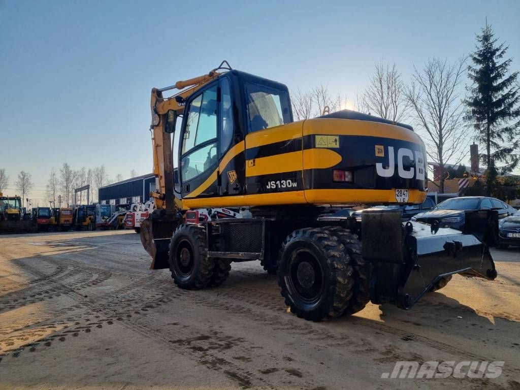 JCB JS 130 W Escavadoras de rodas
