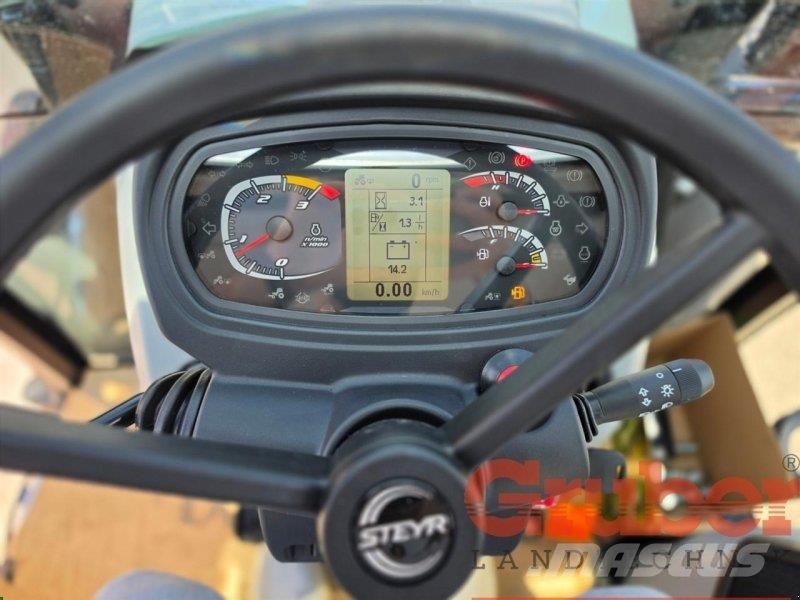 Steyr 4075 Kompakt S ماكينات زراعية - غير ذلك