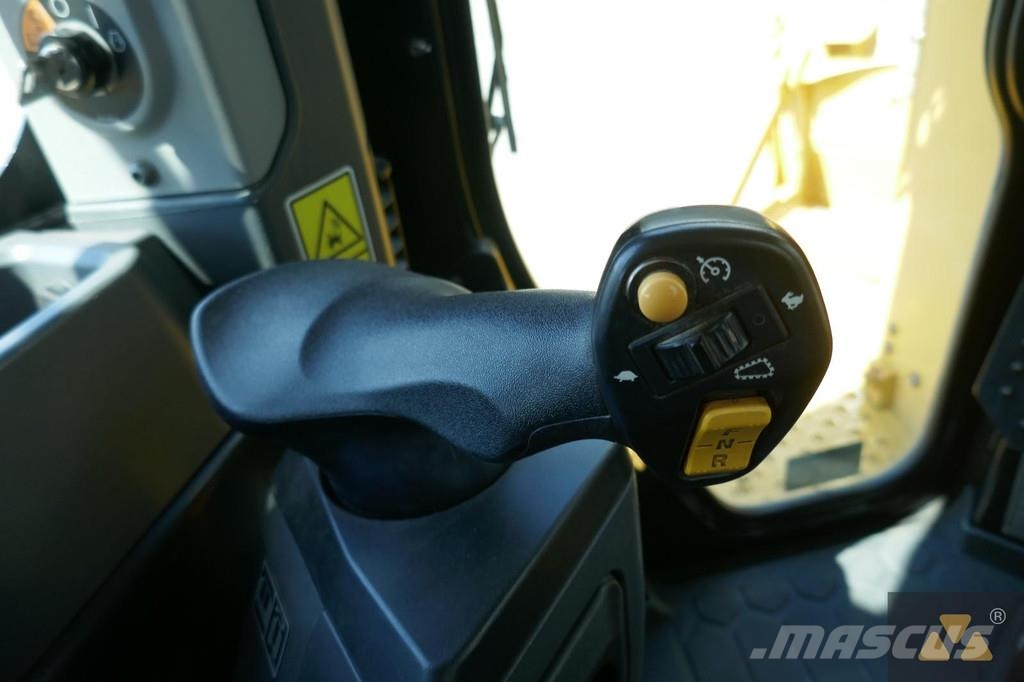 CAT D6 LGP Pásové dozéry