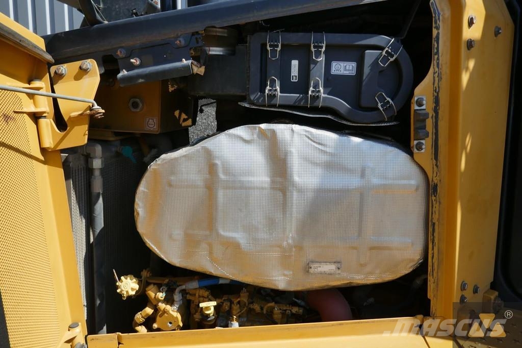 CAT D6 LGP Pásové dozéry