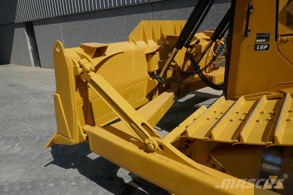 CAT D6 LGP Pásové dozéry