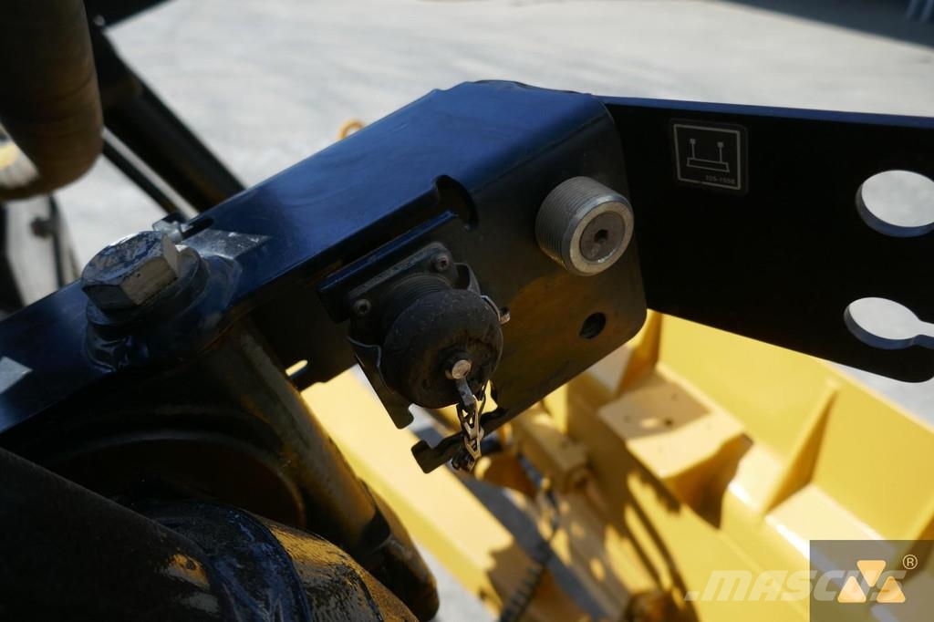 CAT D6 LGP Pásové dozéry