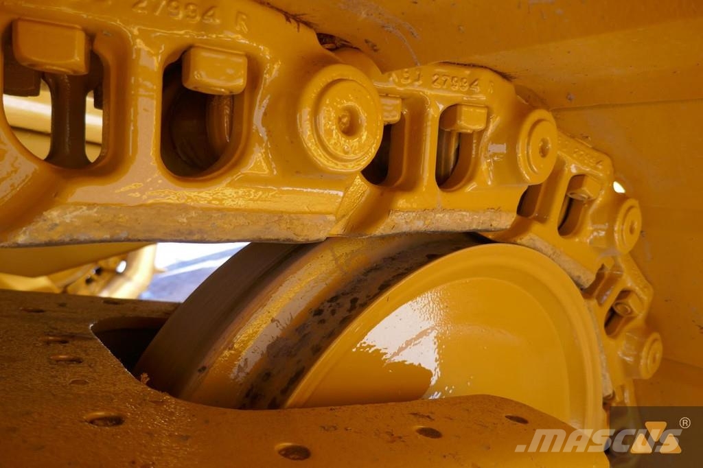 CAT D6 LGP Pásové dozéry