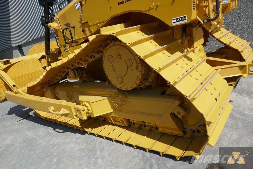 CAT D6 LGP Pásové dozéry