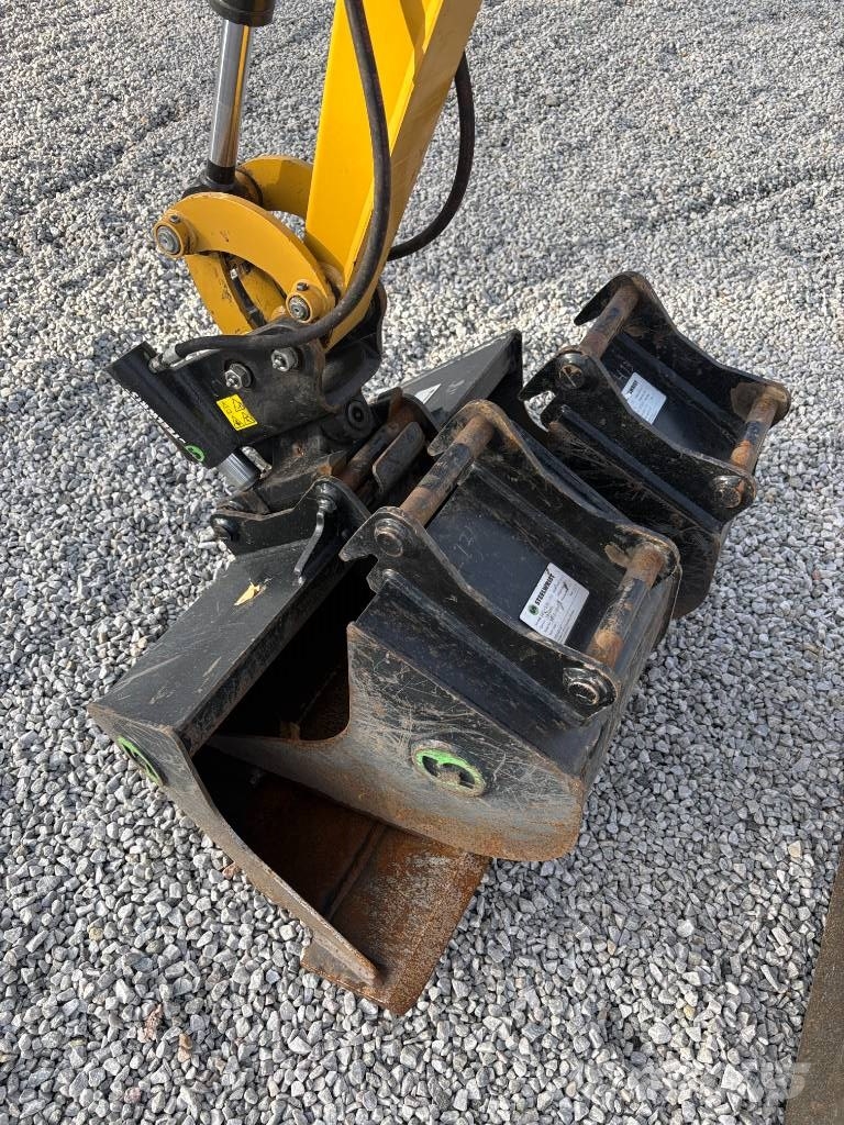 CAT 300.9 Minibagger < 7t