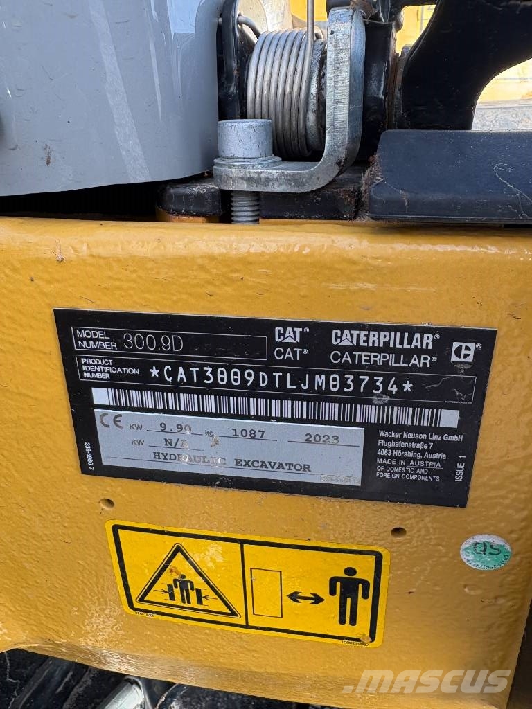 CAT 300.9 Minibagger < 7t
