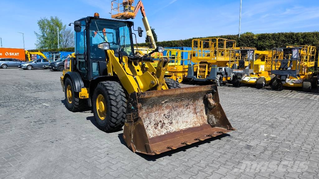 CAT 906 M Ładowarki kołowe