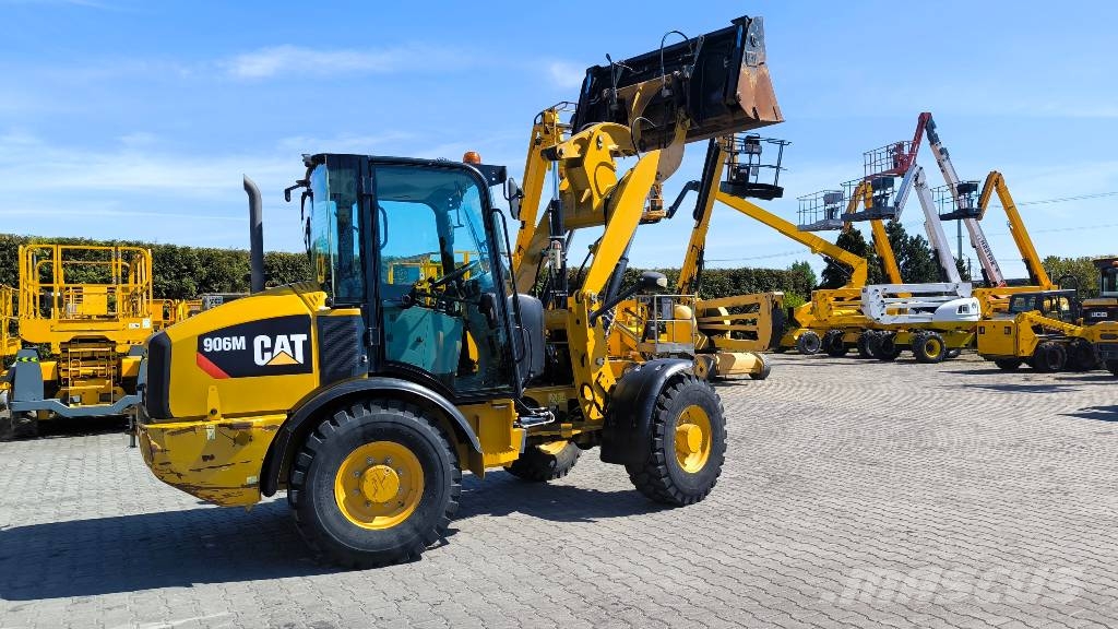 CAT 906 M Ładowarki kołowe