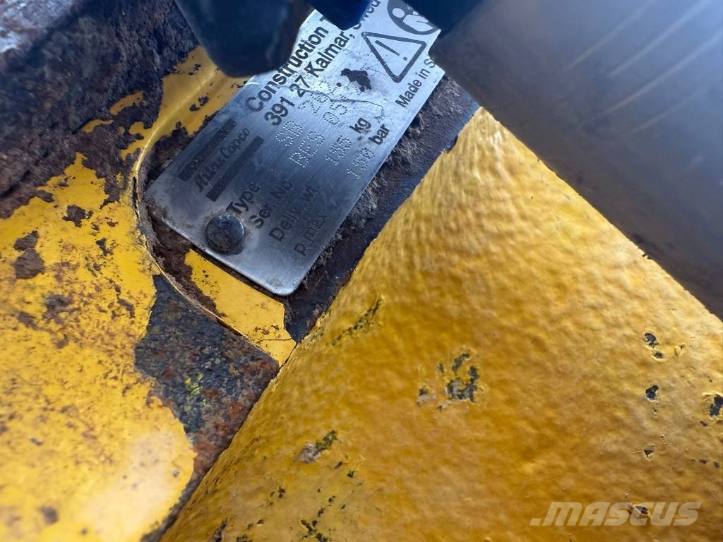 CAT 305 E CR Miniexcavadoras