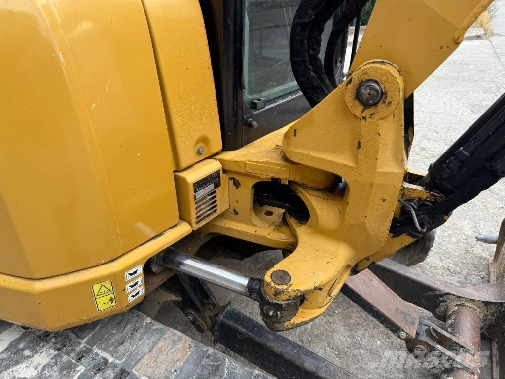 CAT 305 E CR Miniexcavadoras