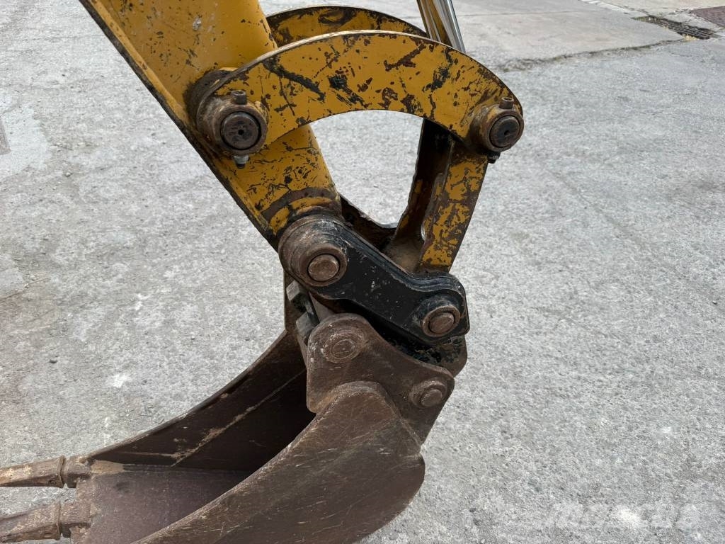 CAT 305 E CR Miniexcavadoras