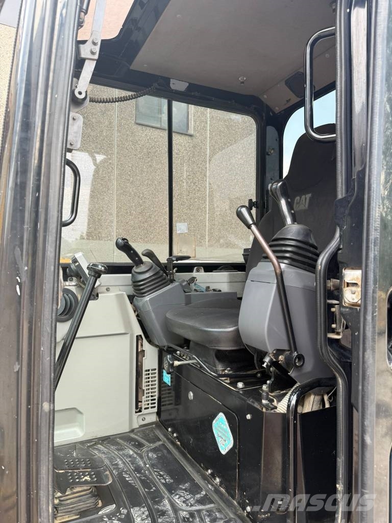CAT 305 E CR Miniexcavadoras
