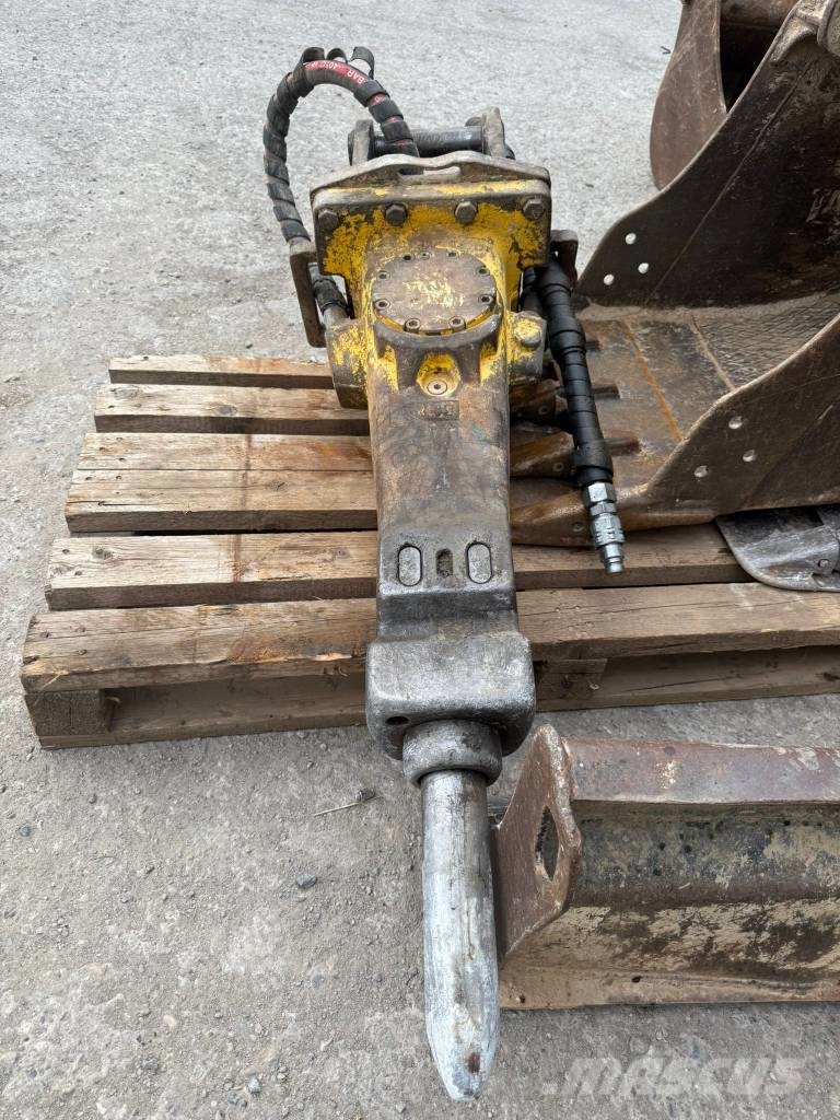 CAT 305 E CR Miniexcavadoras