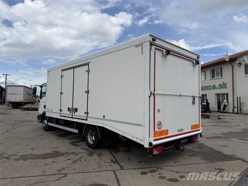 MAN TGL VIN 668 Camiones portacoches