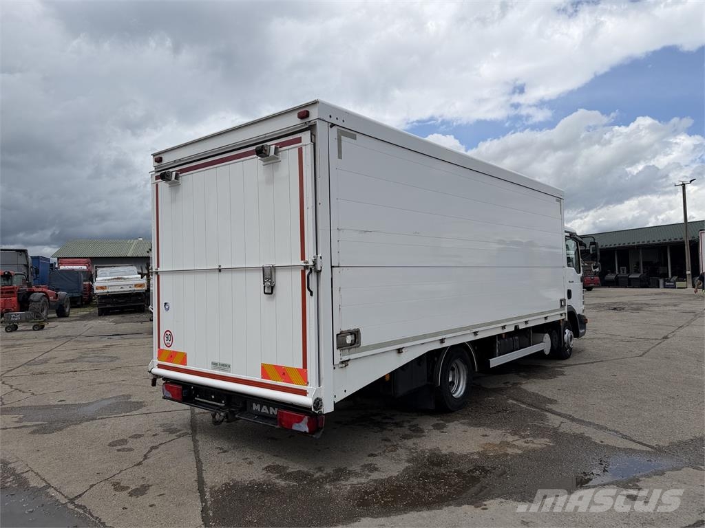 MAN TGL VIN 668 Camiones portacoches