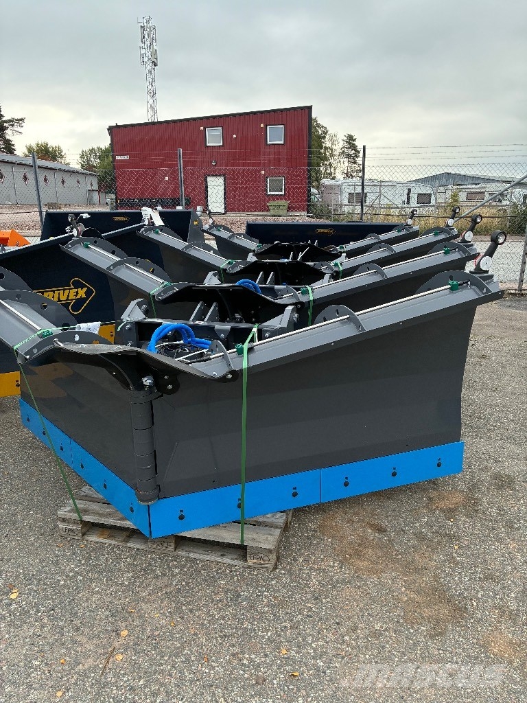 SE Equipment  Vikplog 3200mm St BM/3 Punkt Sniega traktori