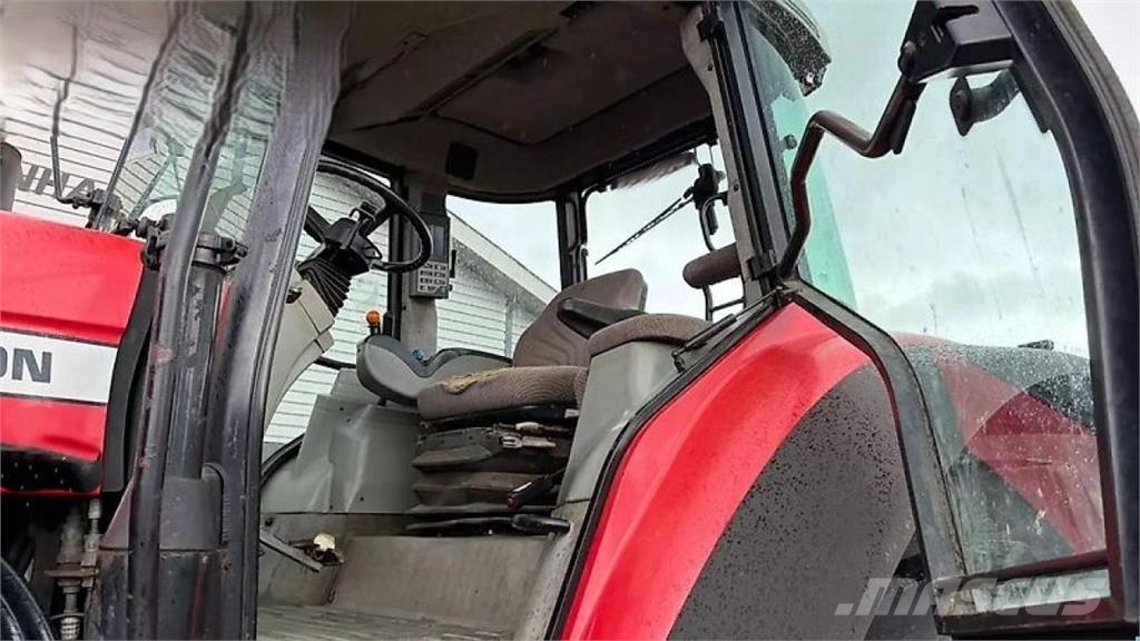 Massey Ferguson 8280 Traktorji