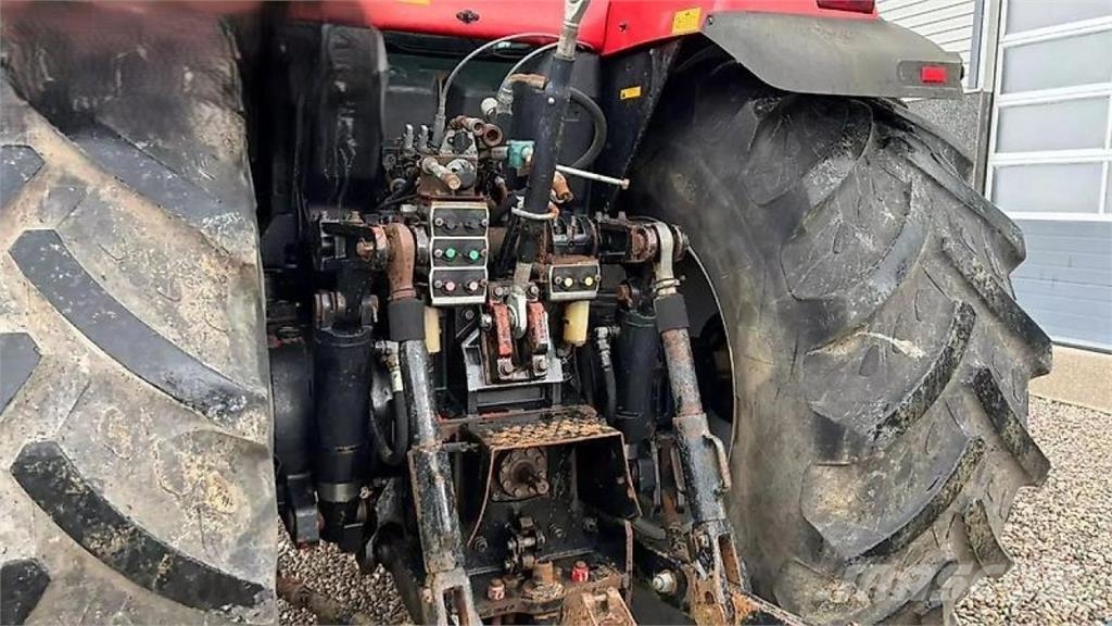 Massey Ferguson 8280 Traktorji