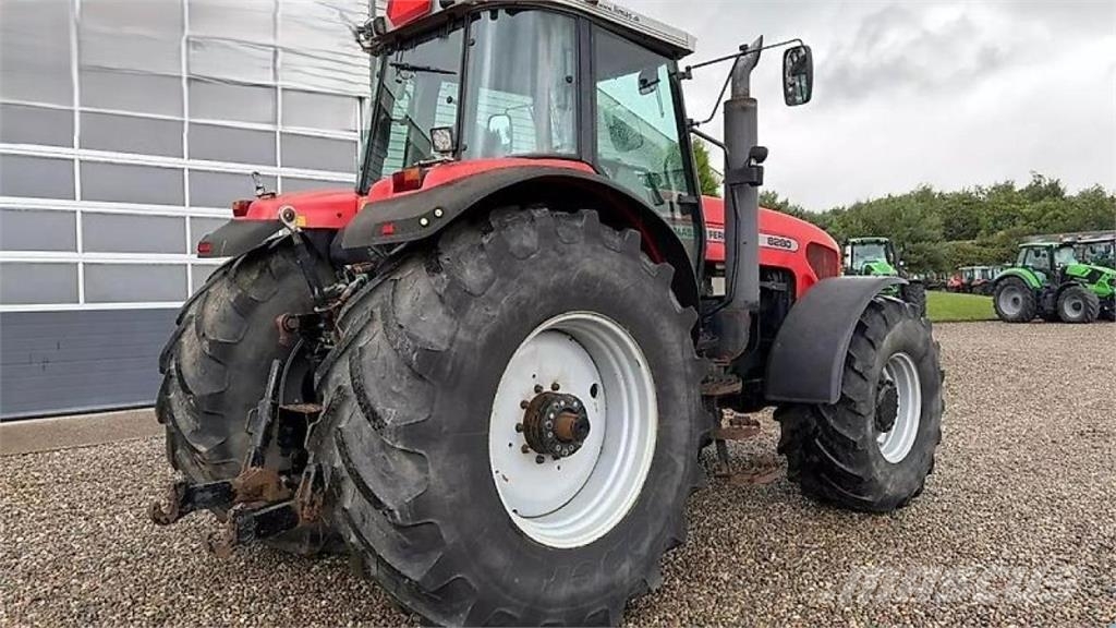 Massey Ferguson 8280 Traktorji