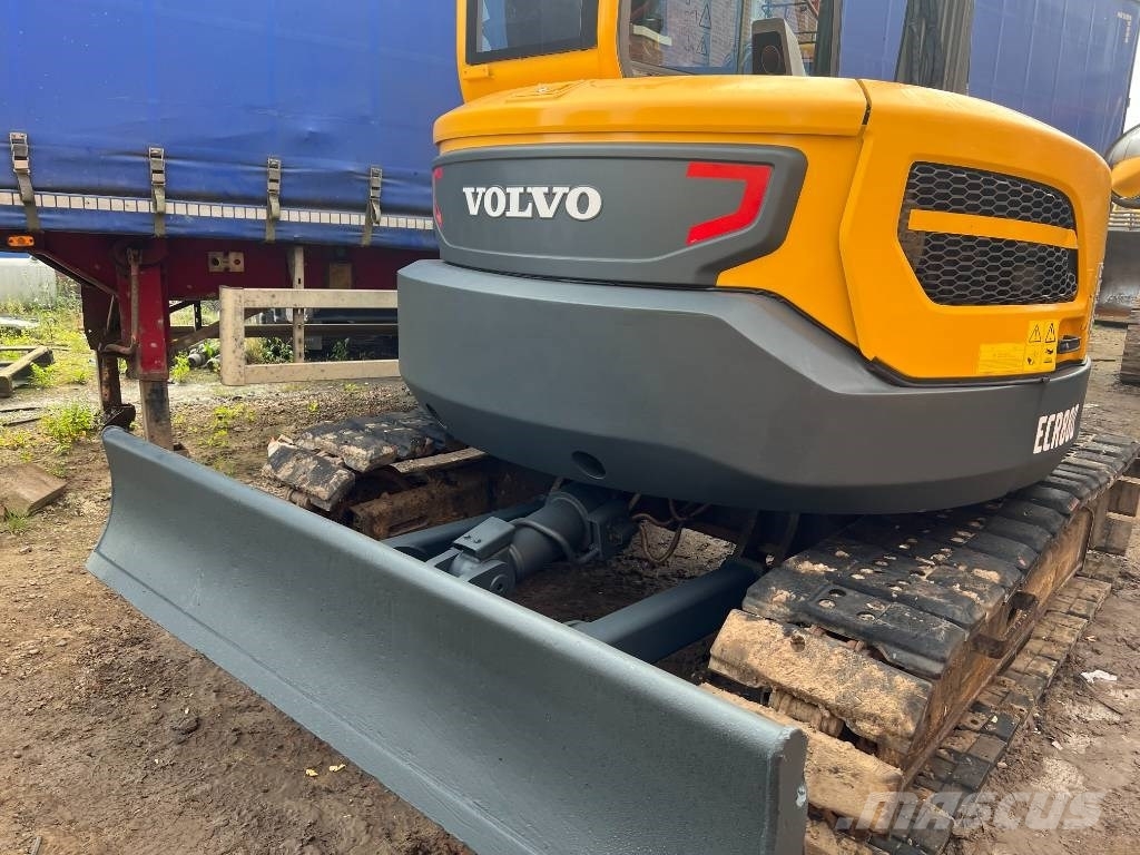 Volvo ECR 88 D Paletli ekskavatörler
