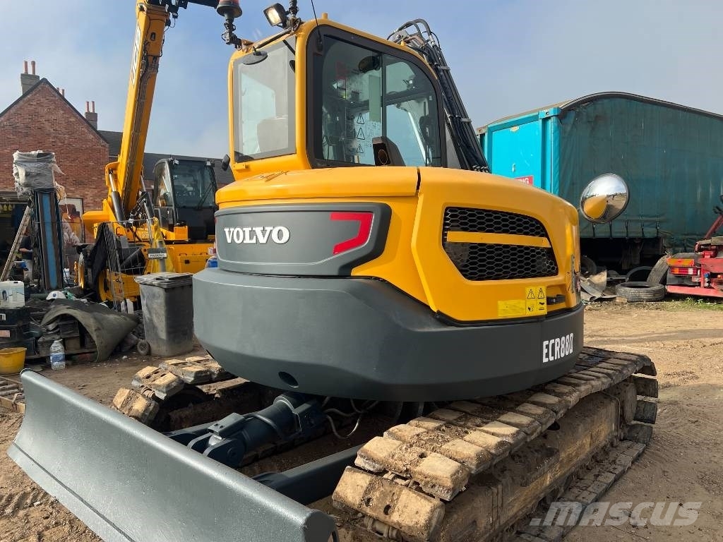 Volvo ECR 88 D Paletli ekskavatörler